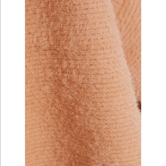 NWOT Michelle Mason Cropped Brushed Rib Knit Sweater - Picture 3 of 6